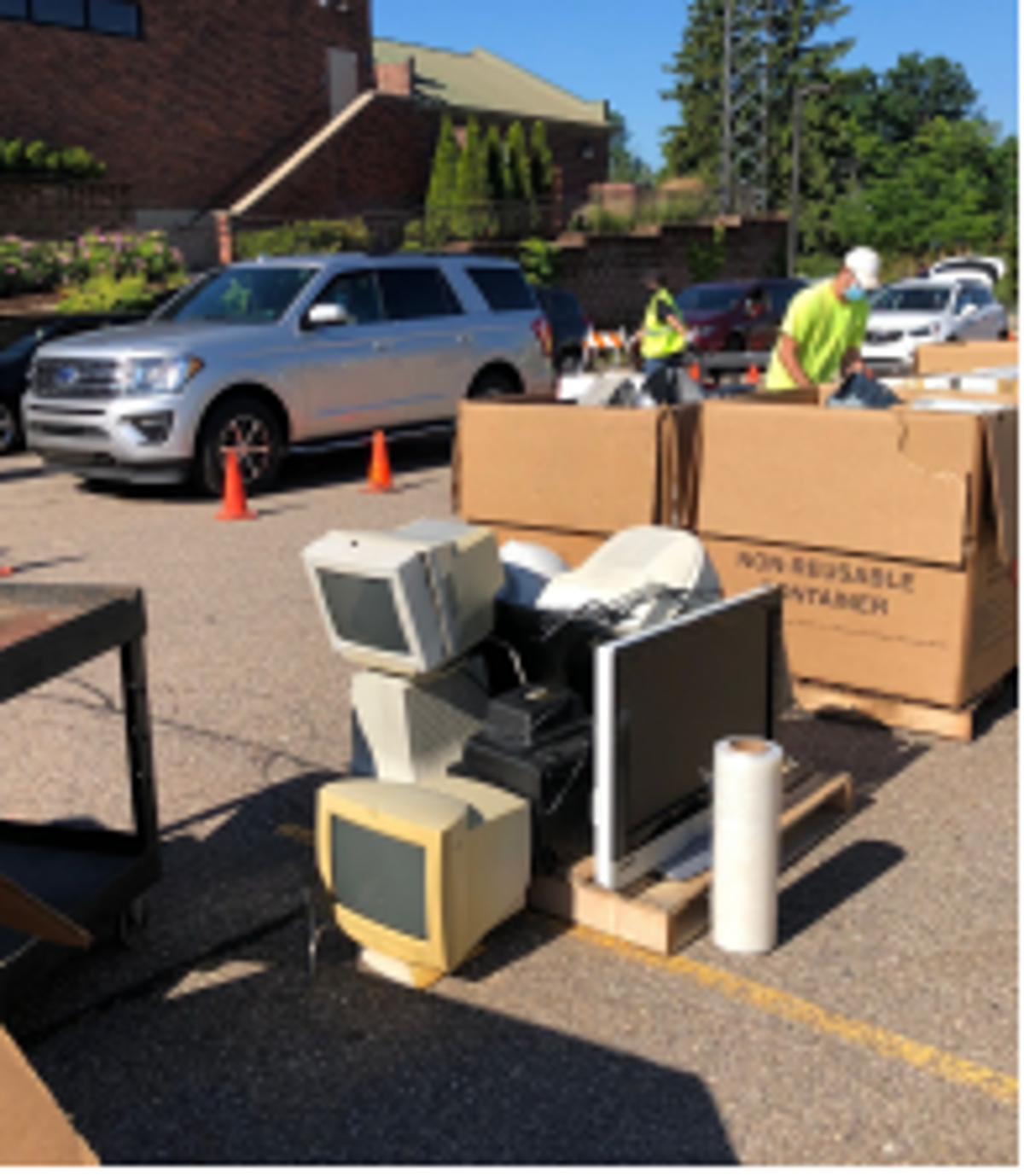 Featured image of Electronic Waste, Paper Shredding and Medication Disposal Drop-off Event on Saturday, November 5, 2022